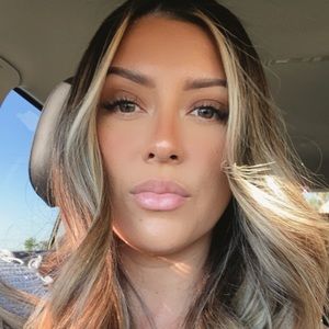 Meet your Posher, Karla